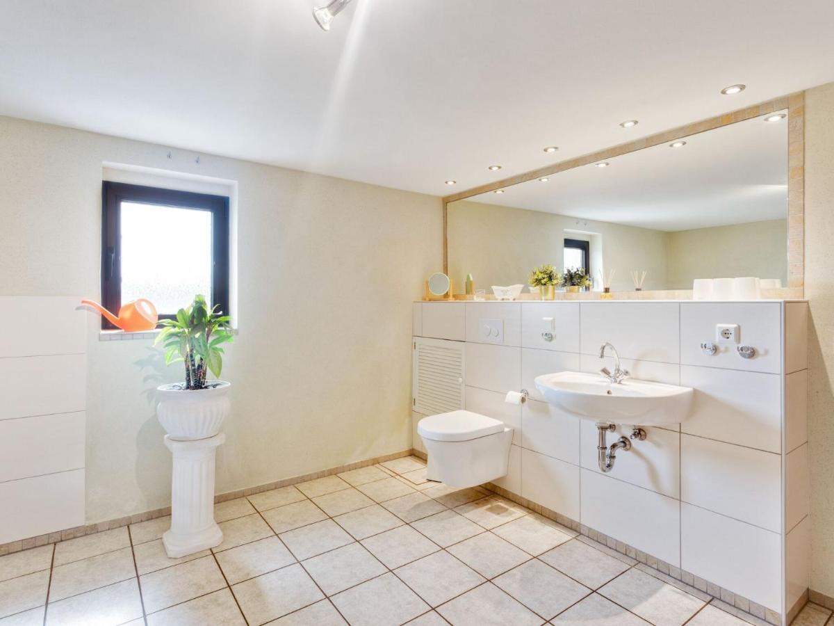 Beautiful Holiday Home Ideal For Hikers Kleinlangenfeld Exterior foto