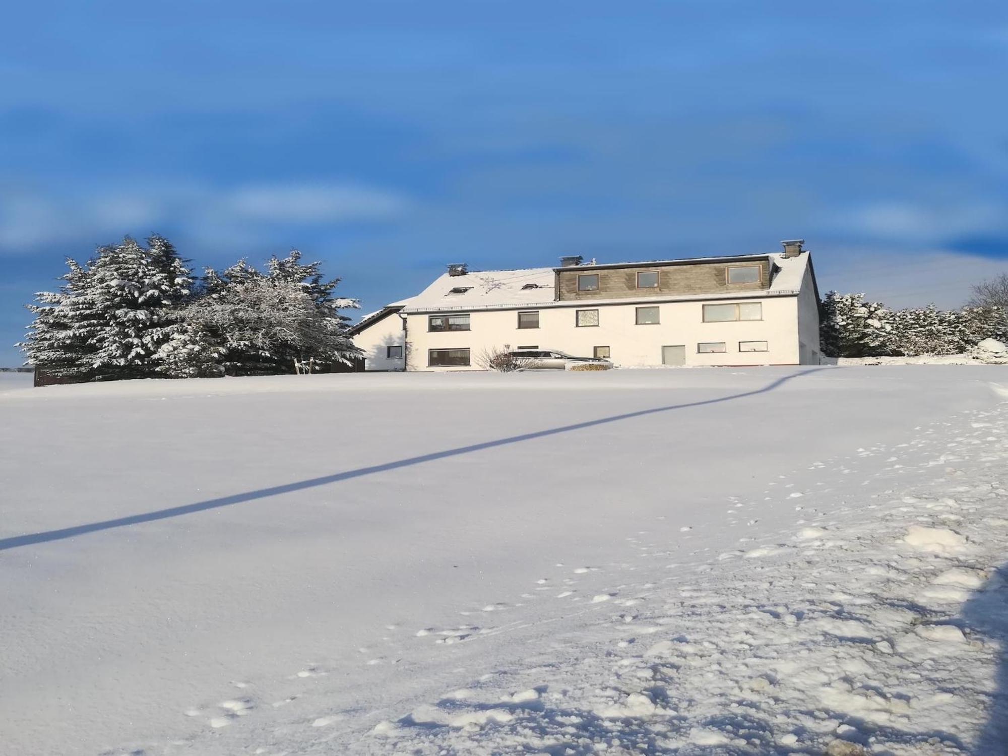 Beautiful Holiday Home Ideal For Hikers Kleinlangenfeld Exterior foto